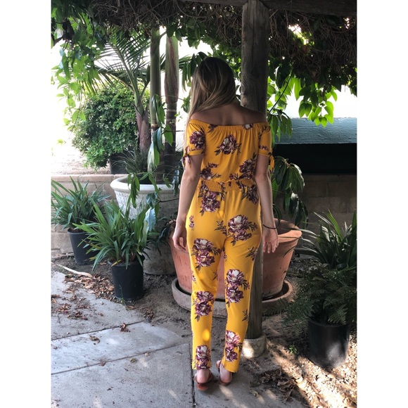 Summer Yellow Floral Jumpsuit ☀️ - Picture 5 of 5